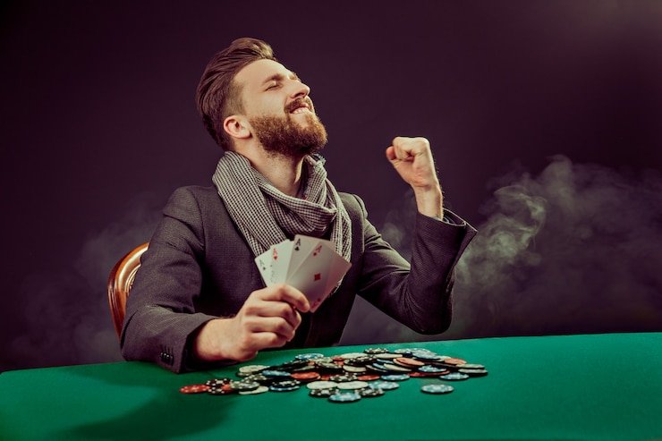 Pertandingan tinju profesional dengan coverage langsung di platform togel online